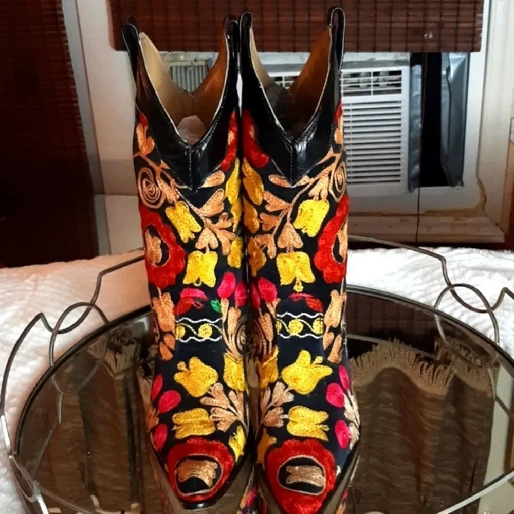 WOMANS GALERIA Embroidery Turkish Leather Boots 37 = 6 M Unique Luxury‎ Shoes